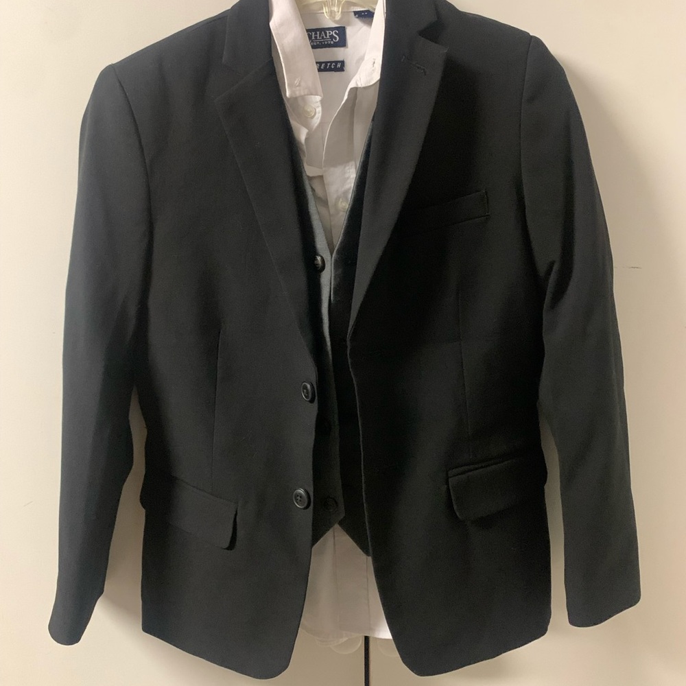 Chaps Boys 4-piece Tuxedo